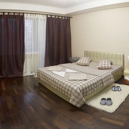 Kyiv Downtown Apartment On Saksaganskogo Street 87 Exterior photo